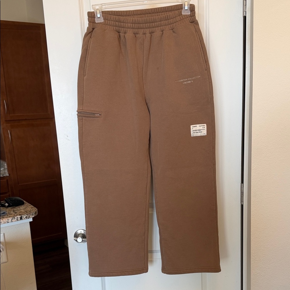 Comfrt Affirmation Collection sweatpants - large